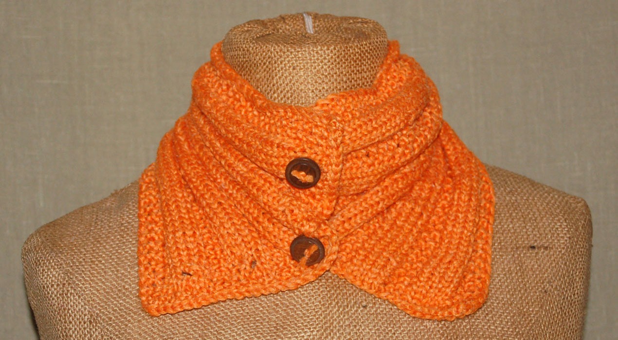 Orange halskrage i silke