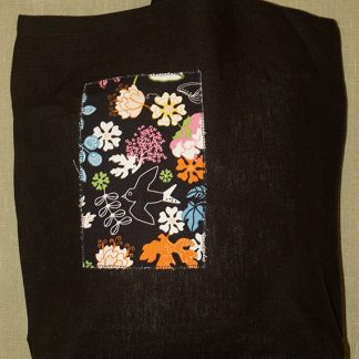 Linnekasse med fågel och blommor